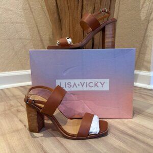 Lisa Vicky Oasis V Black Leather Size 7.5 M Slingback Sandal NIB
